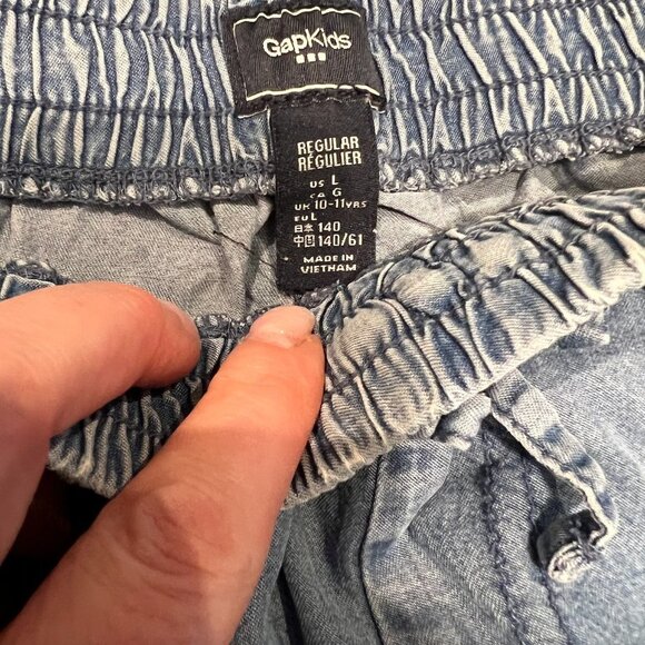 GapKids Blue Jeans Size 10-11 years old - Picture 2 of 8